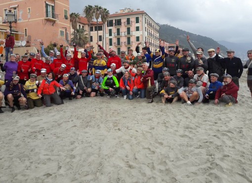 Lega navale di Albenga, un successo “A remi contro la droga”