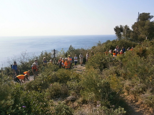 Loano non solo mare, giovedì 29 novembre una giornata di pulizia e manutenzione dei sentieri