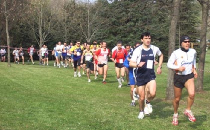 Pontinvrea inaugura il Giro della Liguria di corsa campestre