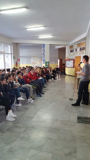 Andora, a scuola celebrato il &quot;Giorno del ricordo&quot;