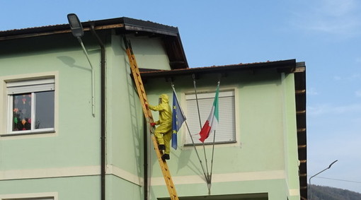 Mallare, due nidi di vespe rimossi dai Vigili del fuoco (FOTO)