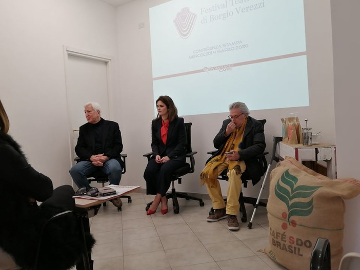 Nella foto: la presentazione della prossima edizione del Festival avvenuta &quot;pre-lockdown&quot; da Giovannacci a Finale Ligure