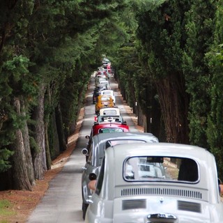 Andora, domani serata extra per la rassegna &quot;Sotto l'Archetto&quot; dedicata al mito della FIAT 500