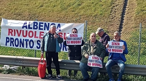 Albenga, apre Esselunga, #senzaprontosoccorsosimuore manifesta: &quot;Rivogliamo il Pronto Soccorso&quot;