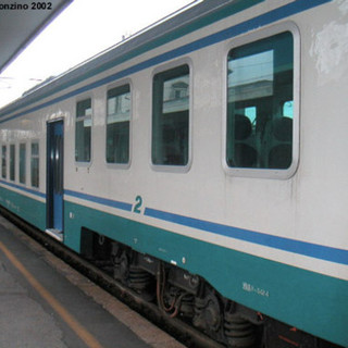 Bye bye treno del mare e viaggio su rotaia ancora più caro