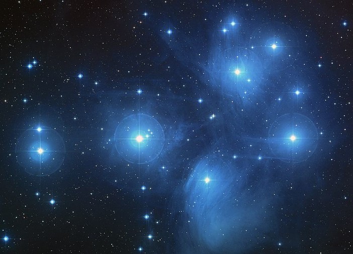 Un telescopio dell'associazione &quot;Astrofili Orione&quot; al Molo 8.44 per &quot;M'illumino di meno&quot; 2012