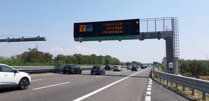 Al via il weekend di Ferragosto: previsto traffico molto intenso