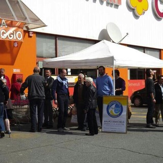 Andora: successo oggi al gazebo in sostegno del candidato sindaco Mauro Demichelis