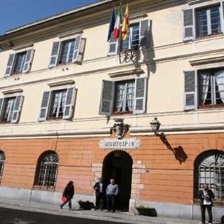 Albenga, fuochi annullati. Nucera attacca: &quot;L'assessore Passino merita l'oscar del peggior amministratore della storia&quot;