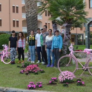 Sabato e domenica, acqua rosa dalle fontane di tutta Andora