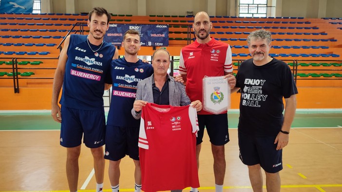 Alessandro Fei, Fabio Ricci e Nicola Salsi: ad Andora gli allenamenti con i campioni della pallavolo