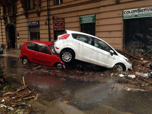 Alluvione a Genova: al lavoro migliaia di persone ma per le prossime ore è prevista ancora pioggia