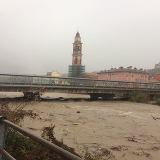 Torna l’acqua a Cairo Montenotte, ma non è ancora potabile