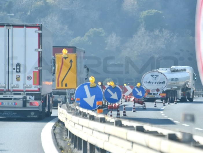 Aumento tariffe autostradali, un lettore: &quot;Pagare di più per un servizio scadente è veramente una presa per i fondelli&quot;