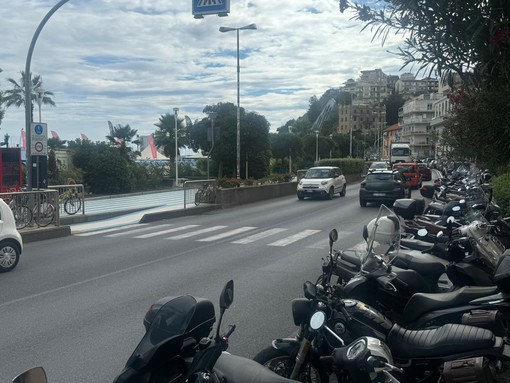 Albissola, verso la rimozione l'attraversamento pedonale sull'Aurelia in Piazza Rossello