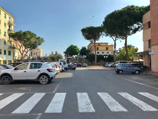 Albenga, riaperta piazza Matteotti (FOTO)