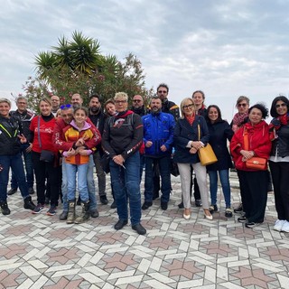 Albenga, un coro di voci in sella alle moto sfila per dire “NO” alla violenza sulle donne (FOTO e VIDEO)