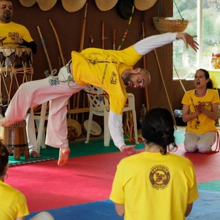 Parkour e Capoeira, due street sport per abbattere ogni tipo di barriera e modificare l'atteggiamento nei confronti della vita di tutti i giorni