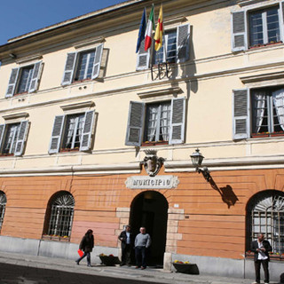 Giornata Mondiale contro la Violenza sulle donne: il Consiglio Comunale di Albenga osserverà un minuto di silenzio