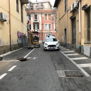 Albenga, al via i lavori per il restyling di via Papa Giovanni (FOTO)