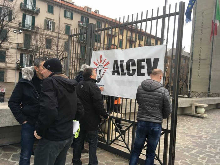 Tirreno Power, Alcev presenta una petizione al Senato