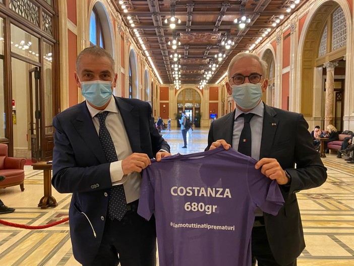 Giornata mondiale della prematurità, circa il 7% delle nascite, sottosegretario Costa: “Fondamentali assistenza e promozione allattamento al seno”