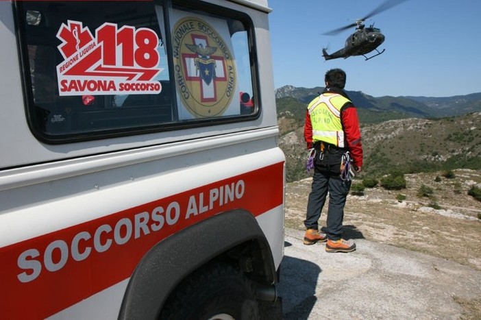 Bardineto: malore di un fungaiolo, richiesto l'intervento dell'elicottero