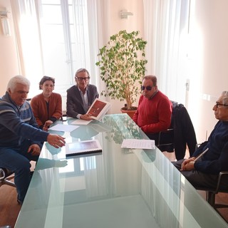 L’Unione Italiana Ciechi e Ipovedenti dona la Costituzione in Braille al comune di Albenga