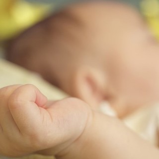 Muore bambina di 5 mesi: disposta super consulenza