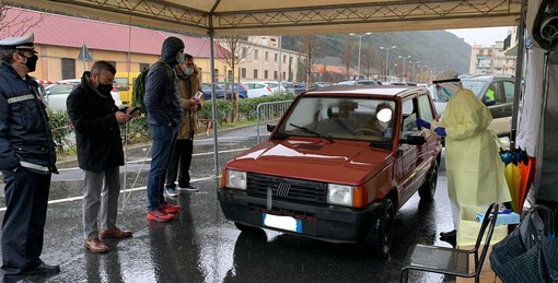 Finale, inaugurato il nuovo punto per i tamponi rapidi (FOTO)