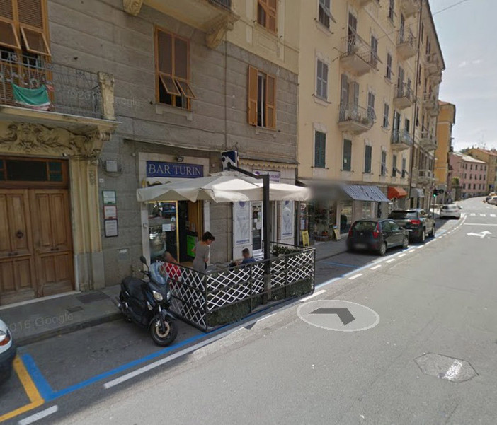 Furto con destrezza al Bar Turin di Savona