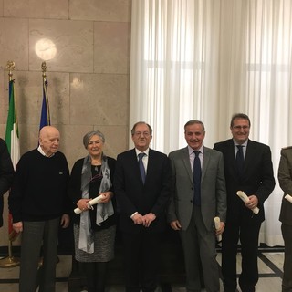 Savona, il prefetto consegna le onorificenze dell’Ordine “Al merito della Repubblica italiana” (FOTO)