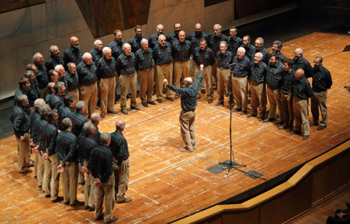 Cairo, sul palco del Teatro &quot;Chebello&quot; il Concerto degli Auguri con il Coro Alpino Monte Cauriol