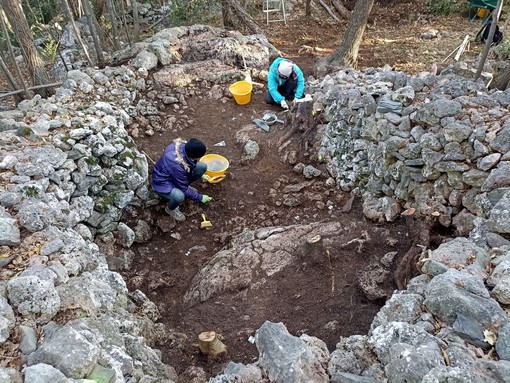 Alla riscoperta del Castellaro di Verezzi: effettuato il primo scavo archeologico nel sito