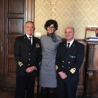 Savona, il sindaco Caprioglio saluta l’Ammiraglio Giovanni Pettorino