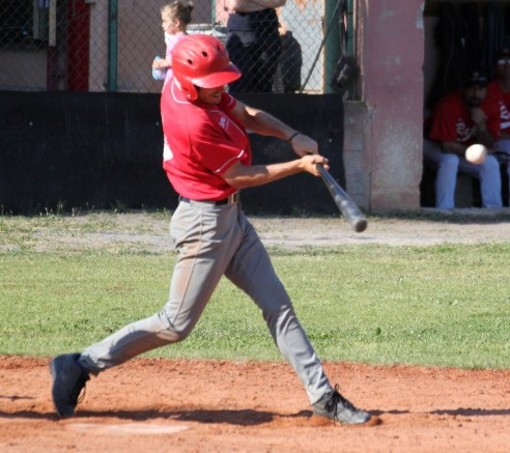 Baseball, serie B: finale da urlo e doppia vittoria della Cairese con il Rajo-Rho