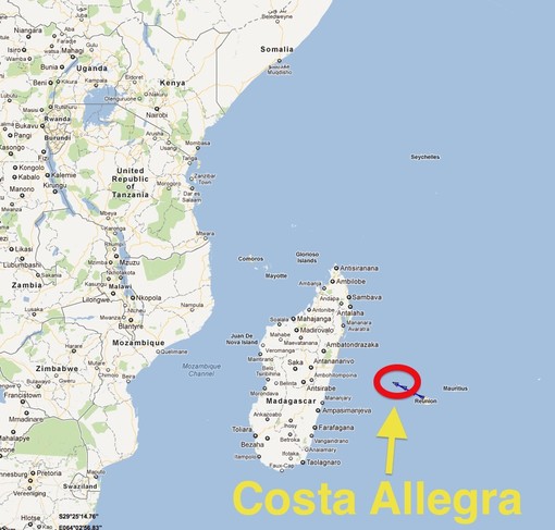 Costa Allegra (non troppo) alla deriva nell'Oceano indiano dopo un incendio in sala macchine. A bordo anche i fucilieri antipirateria