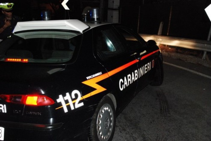 Tenta di violentare una giovane barista, arrestato dai Carabinieri