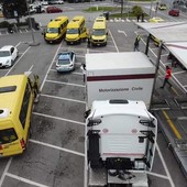 Controlli sugli autobus a Varazze della polizia stradale: sospesa la circolazione per due mezzi per gravi inefficienze (FOTO)