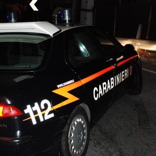 Tenta di violentare una giovane barista, arrestato dai Carabinieri