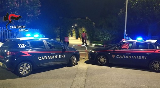 Arrestati due spacciatori ad Albenga: operazione dei Carabinieri nel parcheggio di Via Milano