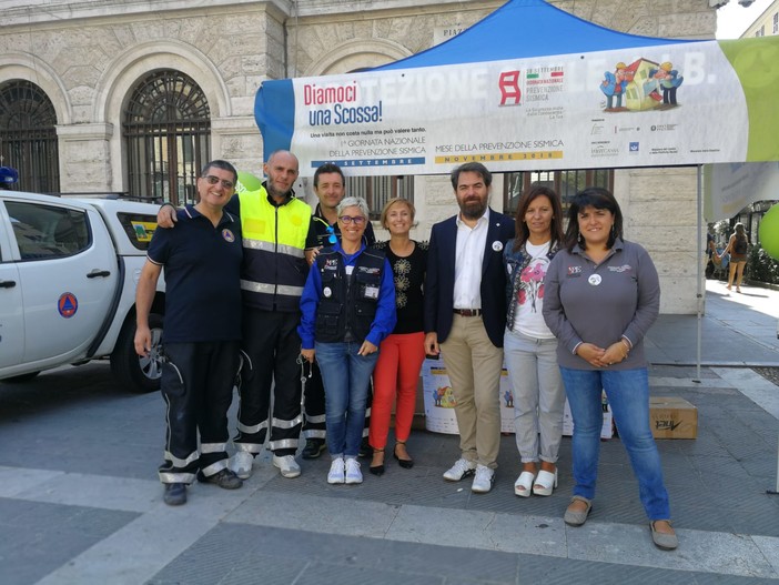 I volontari della protezione civile di Toirano, Boissano e Loano a Savona per “Diamoci una scossa”