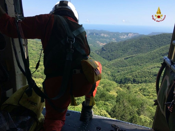 Vara di Urbe: ragazza asmatica salvata dall'elisoccorso dei Vigili del Fuoco di Alessandria