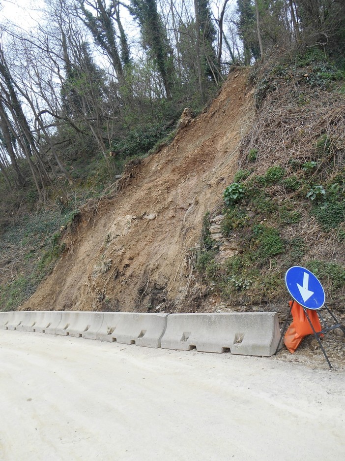 Frana di Rialto, riaperto il transito sulla Provinciale 17