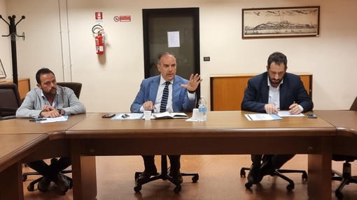 Regione Liguria punta ad una “Alisa dei rifiuti”, critico il Pd: “Un altro poltronificio” (Video)