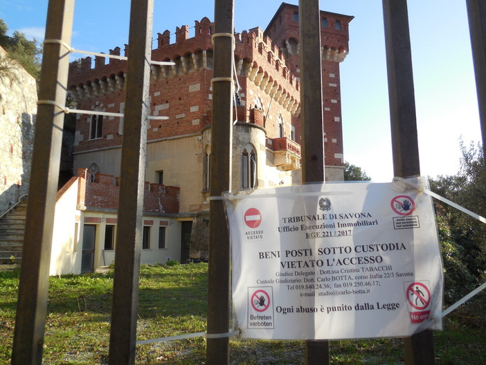 Finale, Castellazzi (Verdi): &quot;Il 'Castello Willermin' simbolo della lotta antifascista è ancora sotto sequestro&quot;