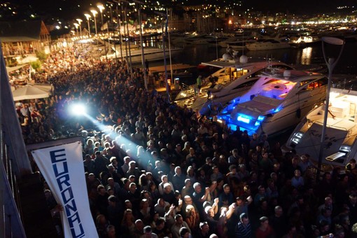 Grande festa per il capodanno alla Marina di Varazze