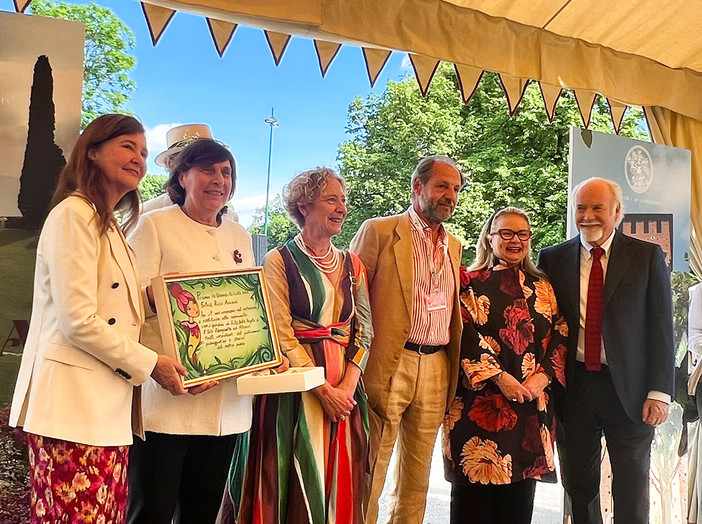 Orticola 2024, a Silvia Arnaud Ricci il premio Orticola-iO Donna per il suo impegno a Villa La Pergola di Alassio