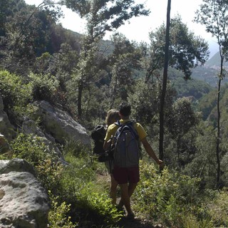 “Locus typicus” camminare e mangiare alla scoperta del territorio finalese