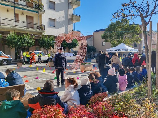 Borgio Verezzi: una giornata di educazione e associazionismo per i bambini delle scuole elementari (FOTO)